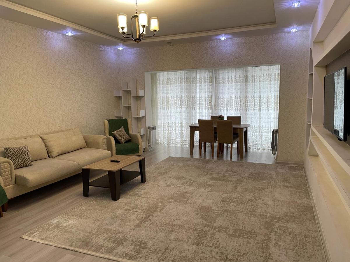 バクーPark Azure Luxuryアパートメント エクステリア 写真
